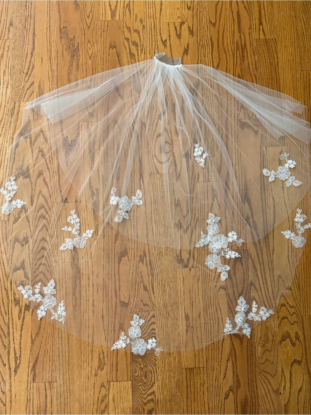 White Lace Appliqué Bridal Veil 2 tier- Elegant Wedding Accessory
